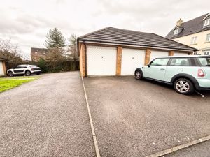 Photo 1- click for photo gallery